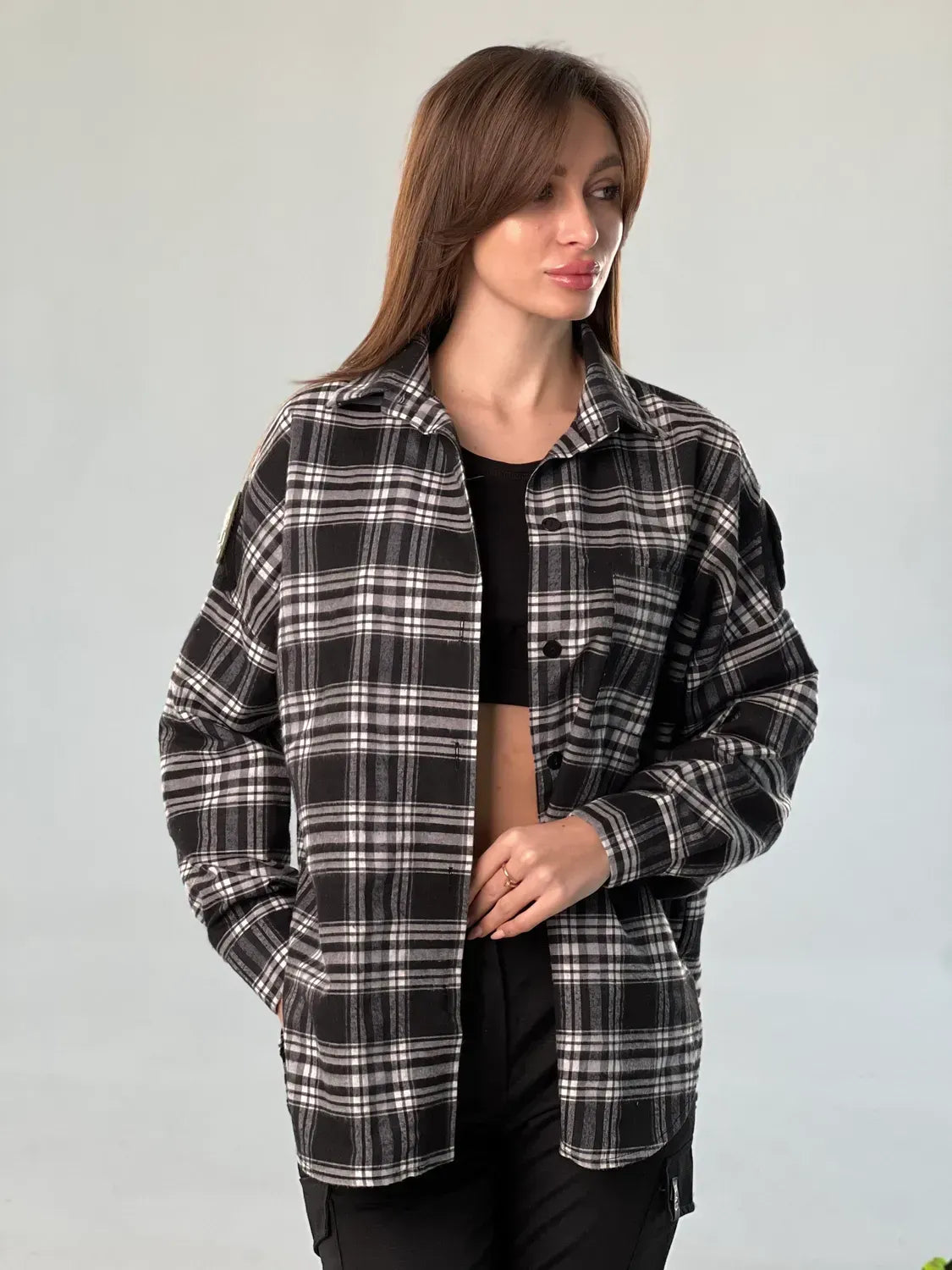 Koszula w kratę damska oversize 5.45 – czarna